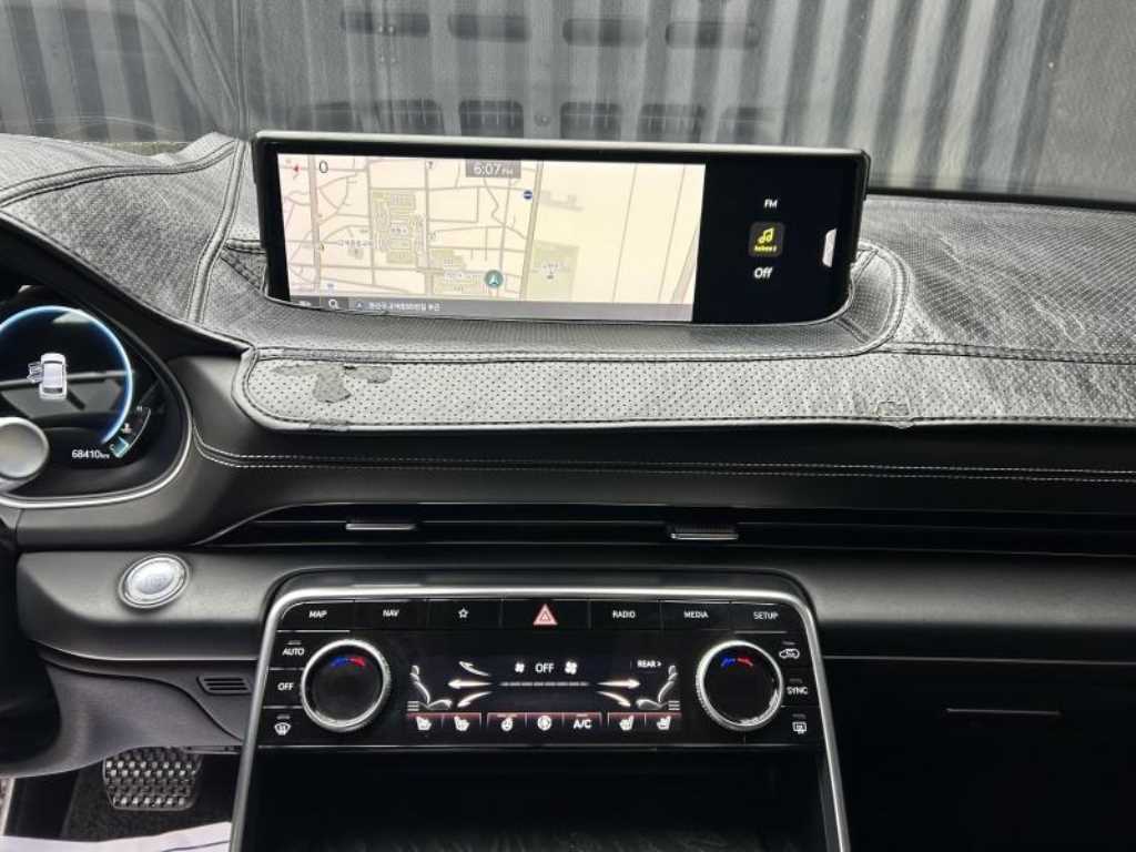 Genesis GV80 - Vista 10