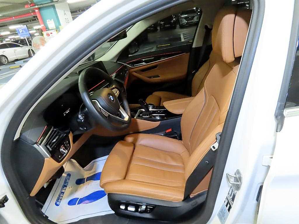 BMW 5 Series - Vista 6