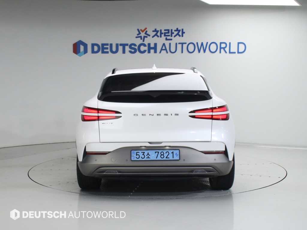 Genesis GV60 - Vista 4