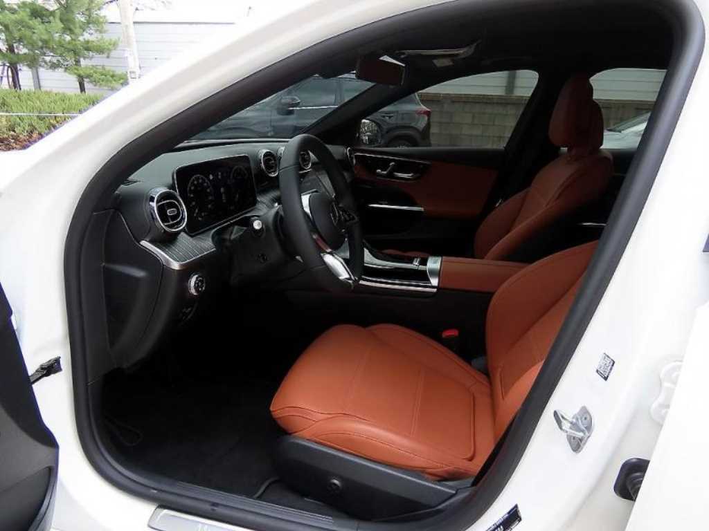 Mercedes Benz C Class - Vista 5