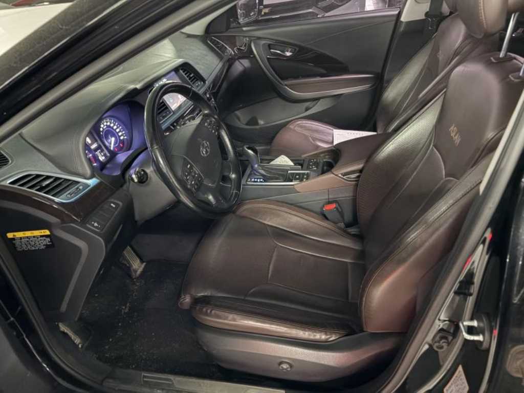 HYUNDAI Aslan - Vista 4