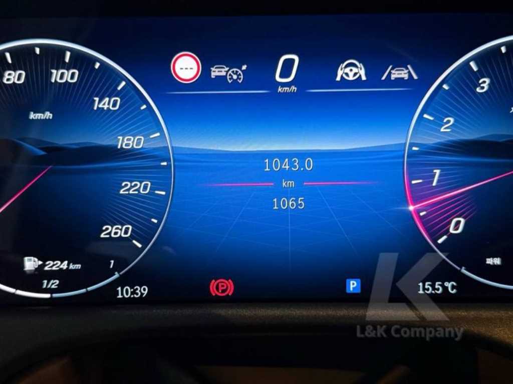 Mercedes Benz E class - Vista 4