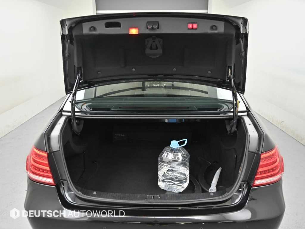 Mercedes Benz E class 2016 Negro - Importación desde Corea - HF Imports Iquique - Foto 19