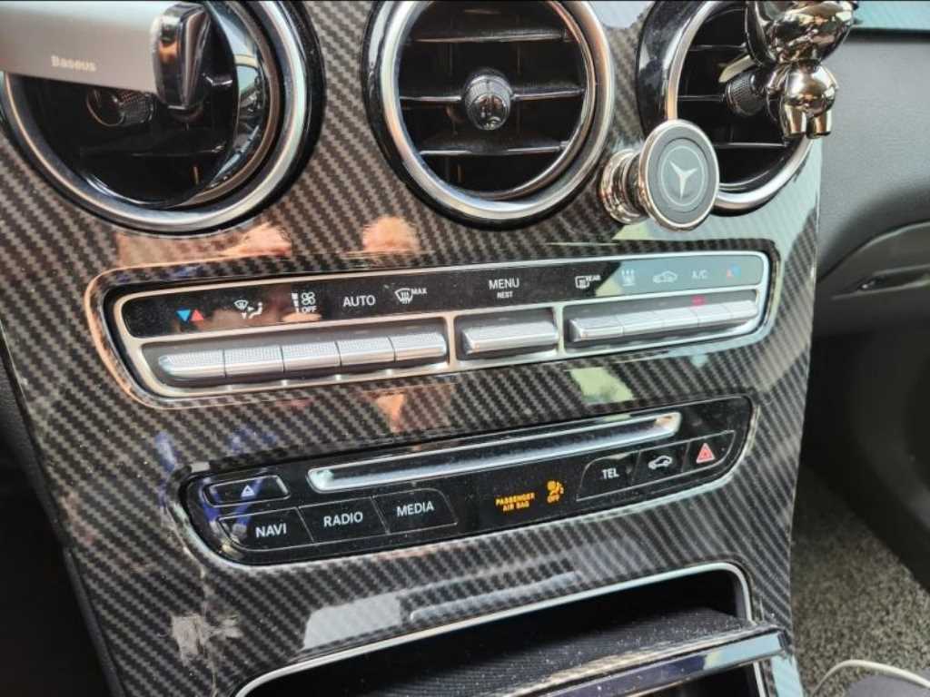 Mercedes Benz GLC Class - Vista 9