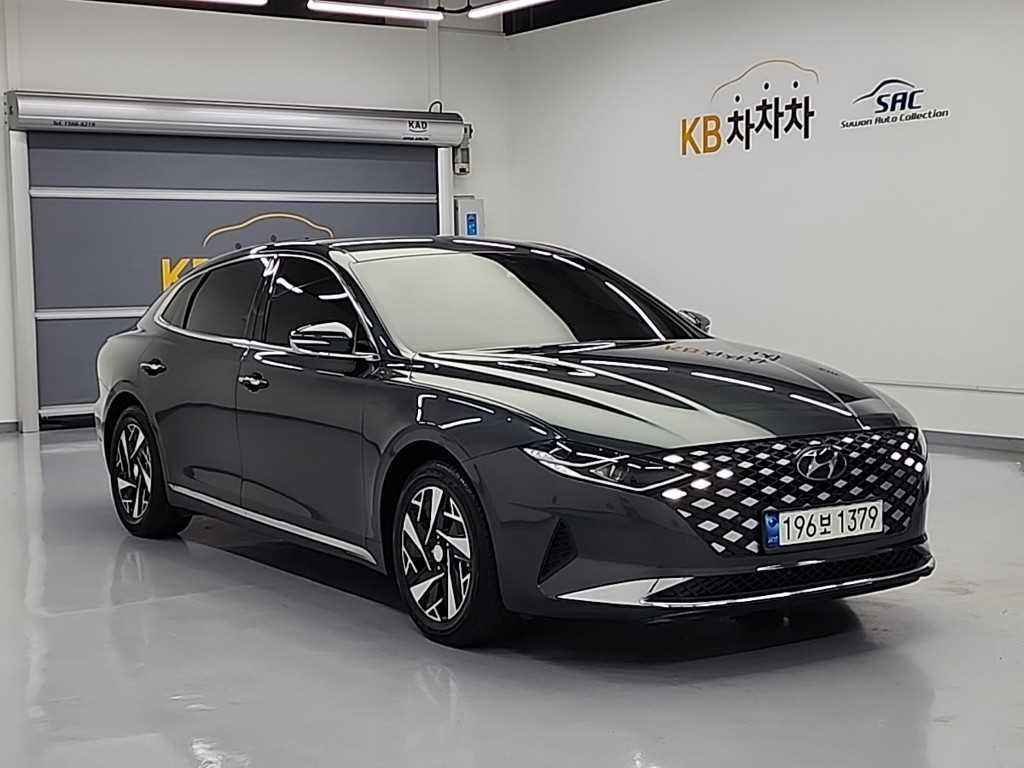 HYUNDAI Grandeur - Vista 4