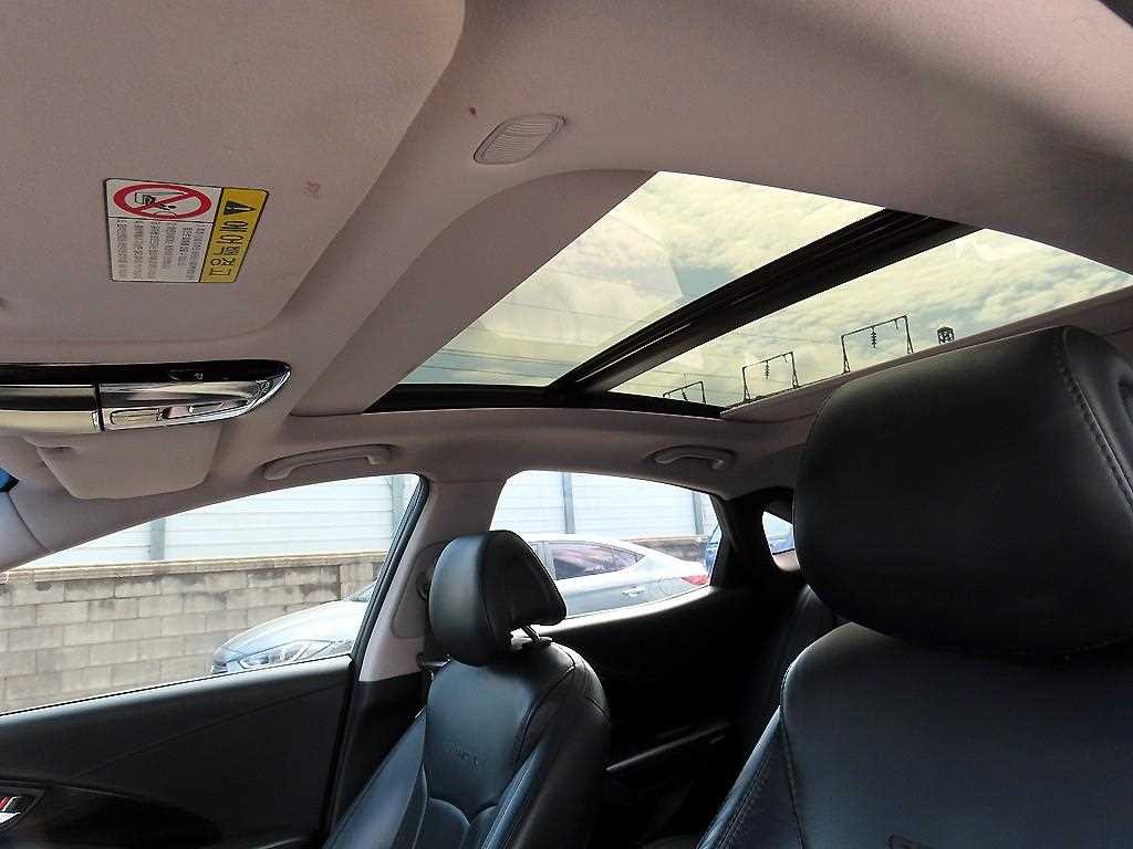 HYUNDAI Grandeur 2014 Negro - Importación desde Corea - HF Imports Iquique - Foto 17