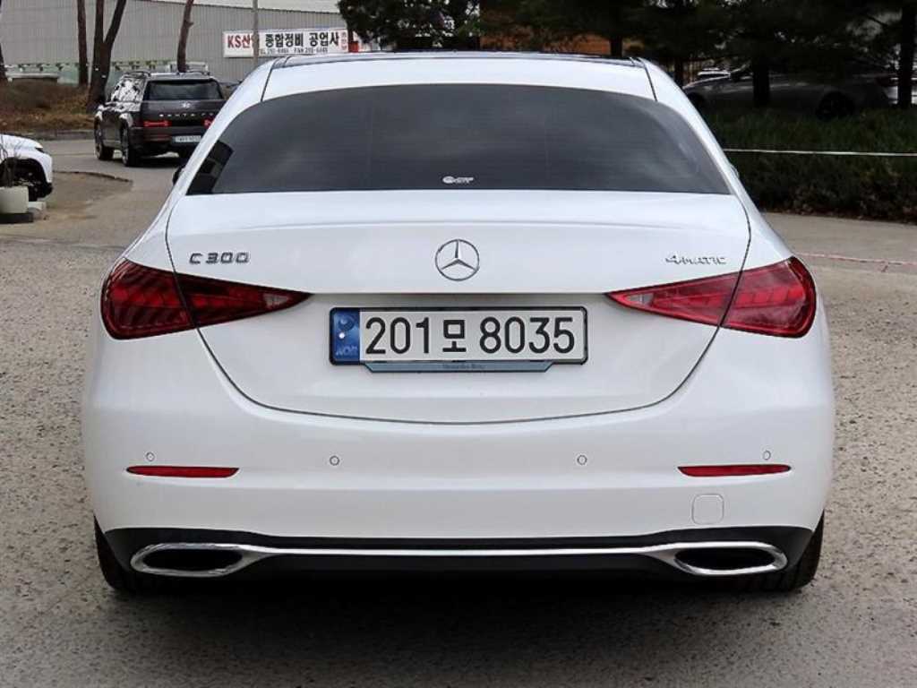 Mercedes Benz C Class - Vista 4