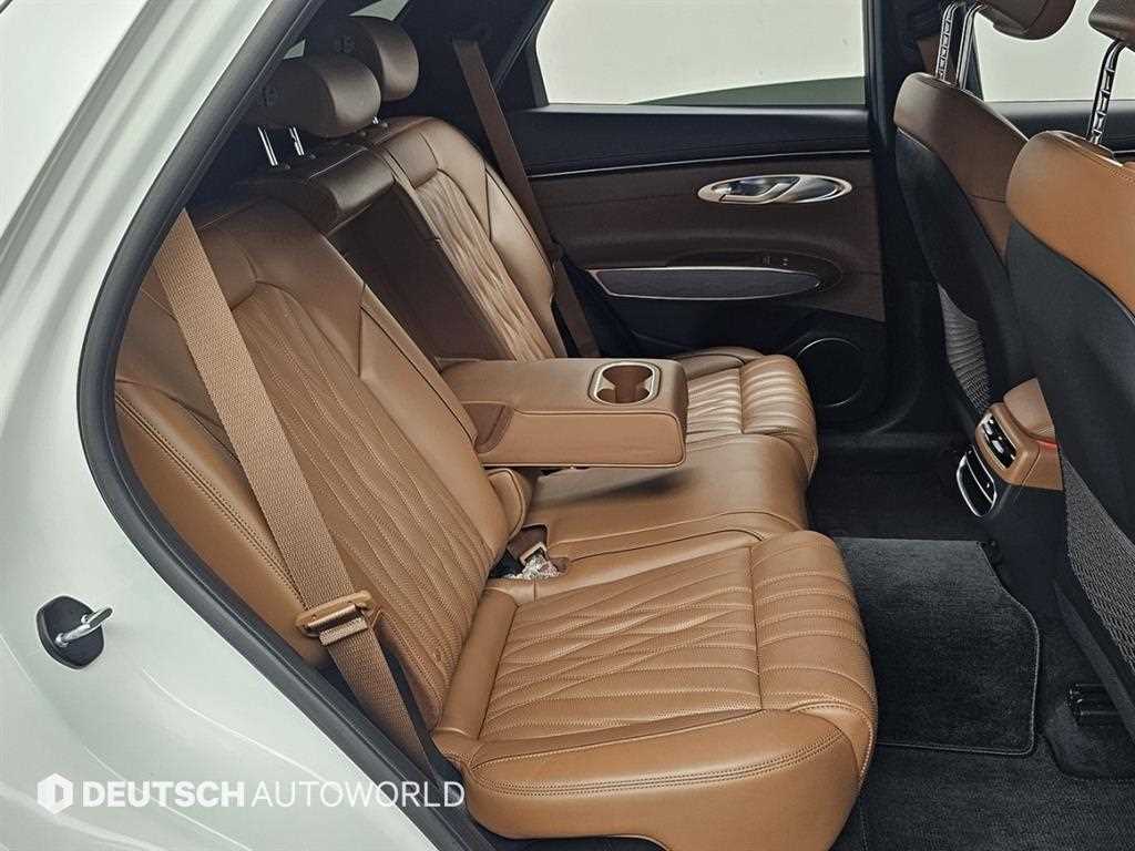 Genesis GV70 - Vista 12