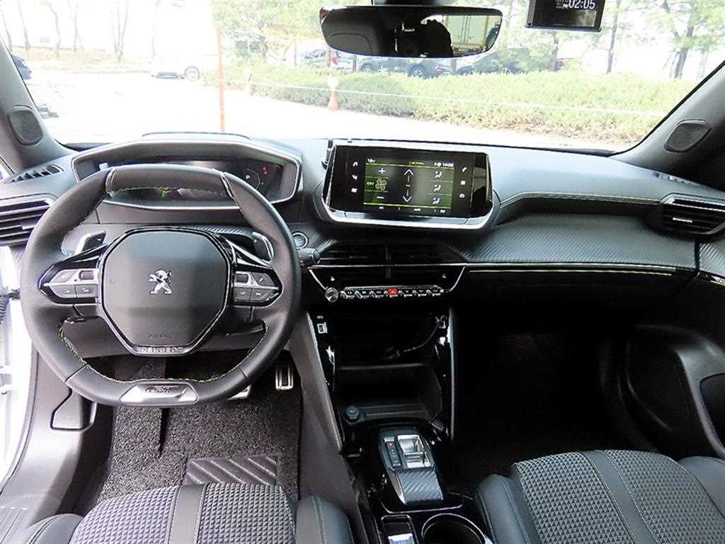 Peugeot 2008 - Vista 7