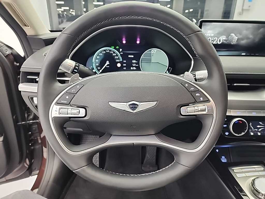 Genesis G80 - Vista 9