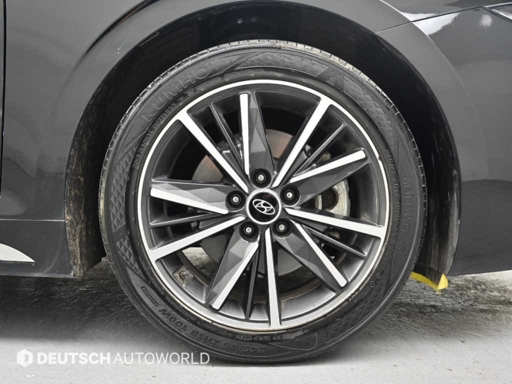 HYUNDAI Grandeur - Vista 5