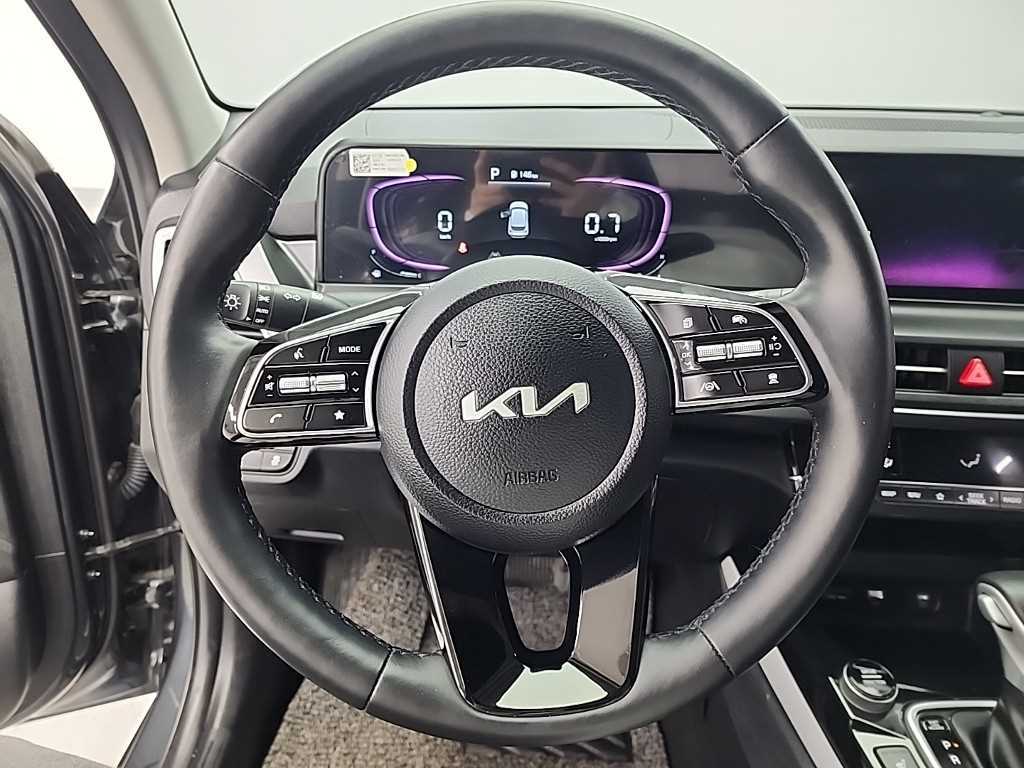 KIA Seltos - Vista 9