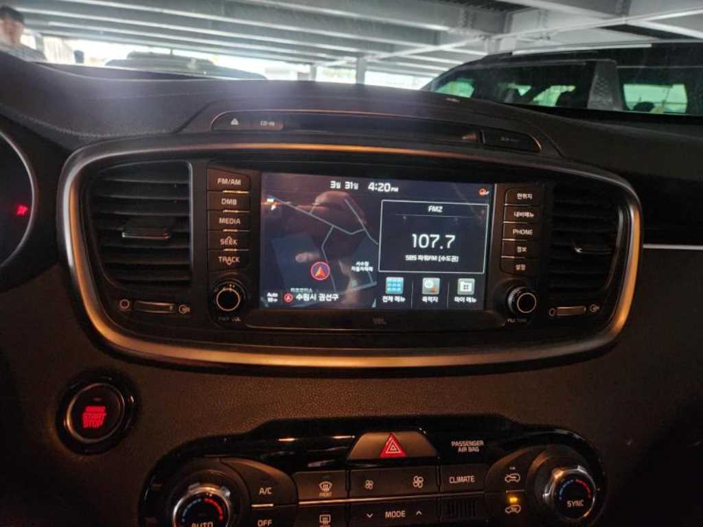 KIA Sorento - Vista 5