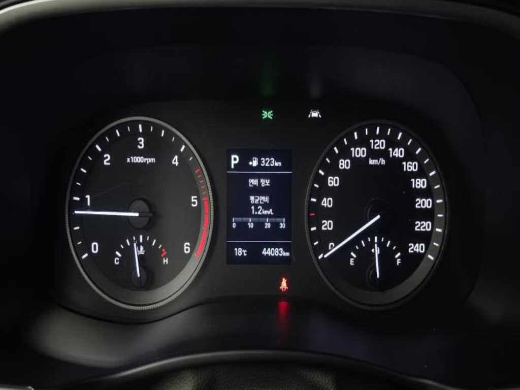 HYUNDAI Tucson - Vista 8