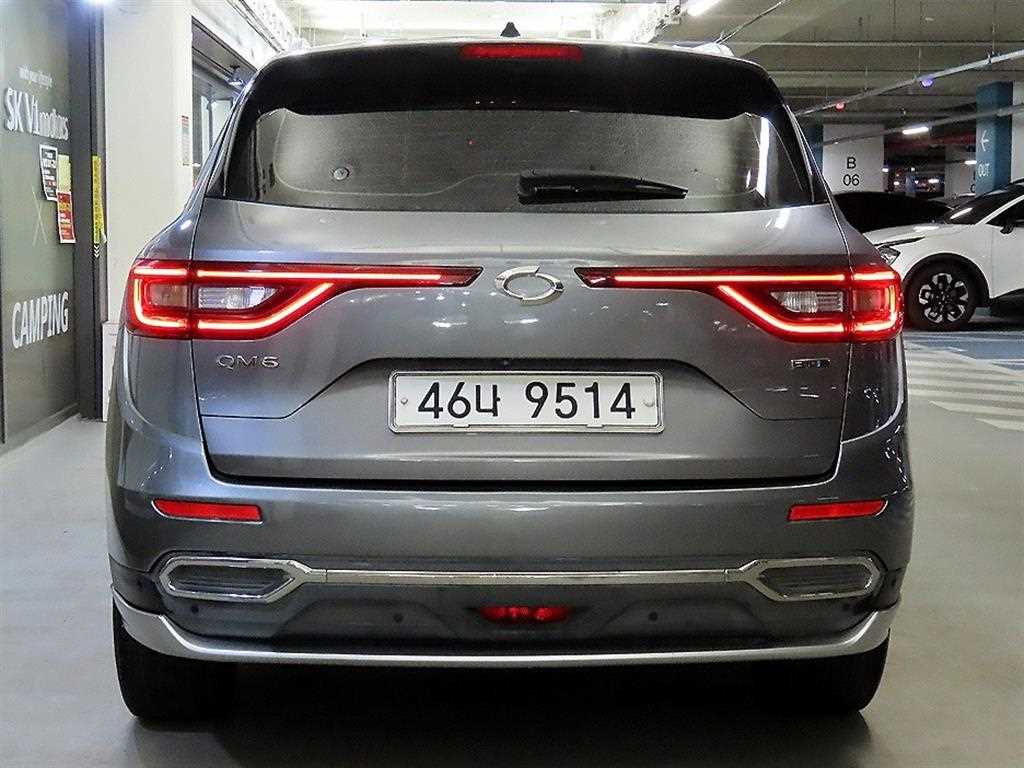 SAMSUNG QM6 - Vista 5