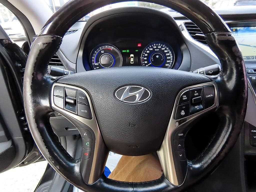 HYUNDAI Grandeur - Vista 8