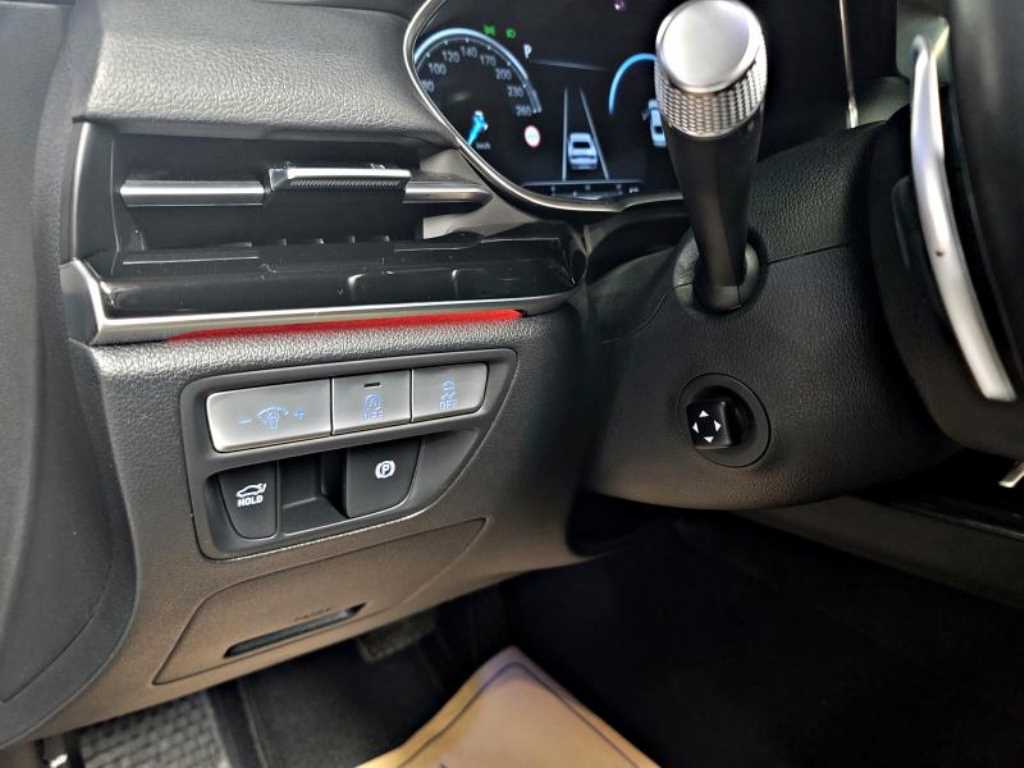 Genesis G80 - Vista 11