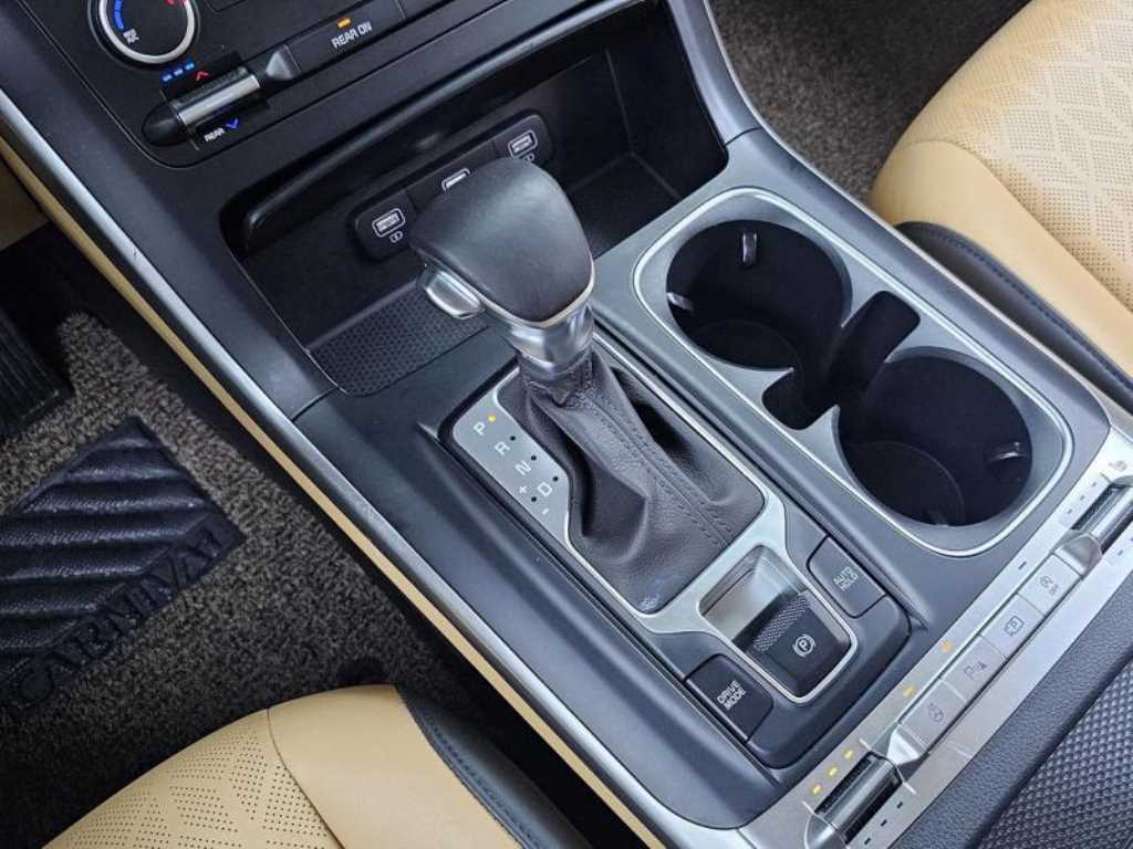 KIA Carnival 2022 Blanco - Importación desde Corea - HF Imports Iquique - Foto 13