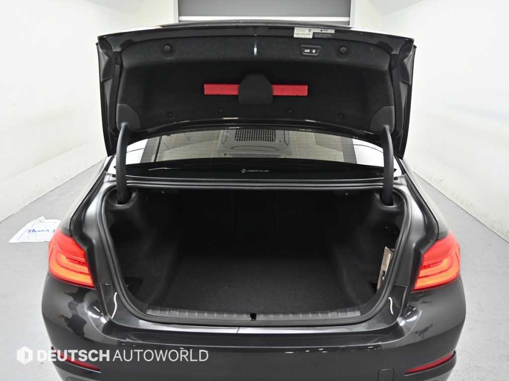 BMW 5 Series 2019 Gris - Importación desde Corea - HF Imports Iquique - Foto 19