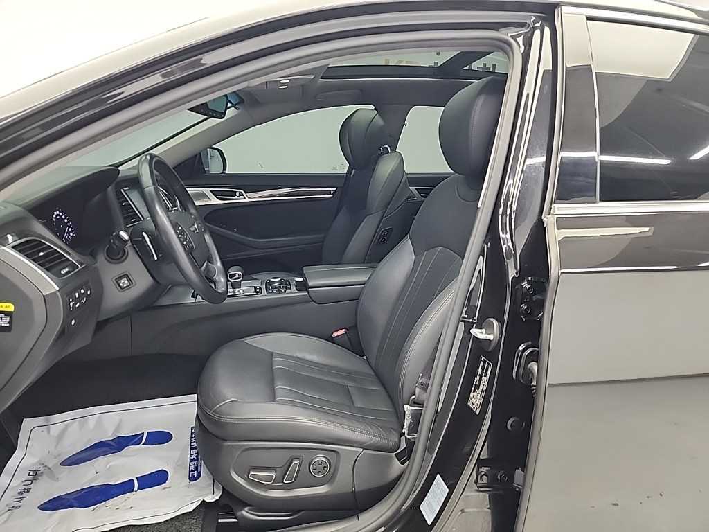 Genesis G80 - Vista 11