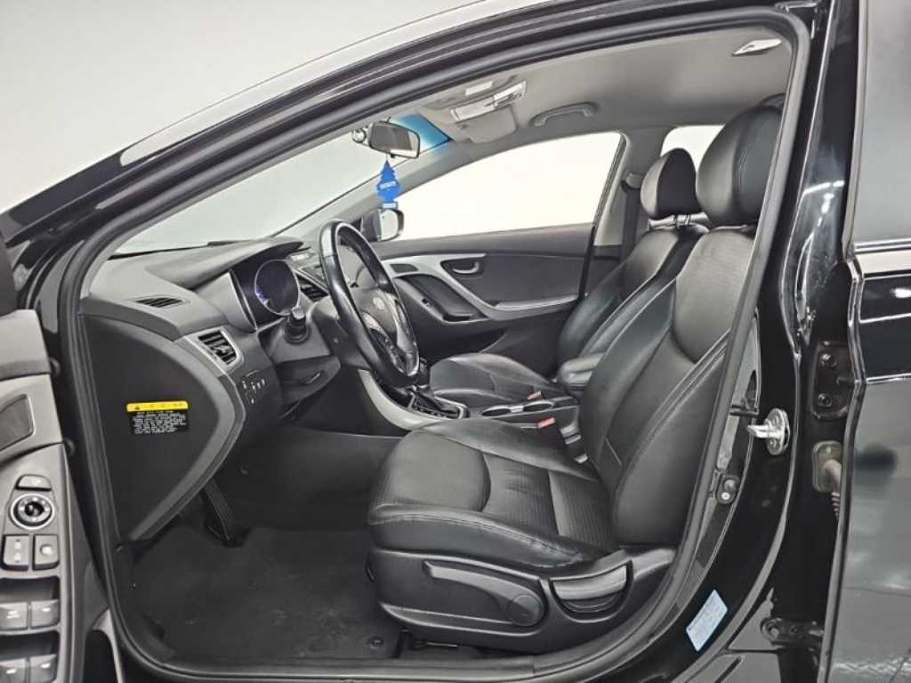 HYUNDAI Avante 2014 Negro - Importación desde Corea - HF Imports Iquique - Foto 15