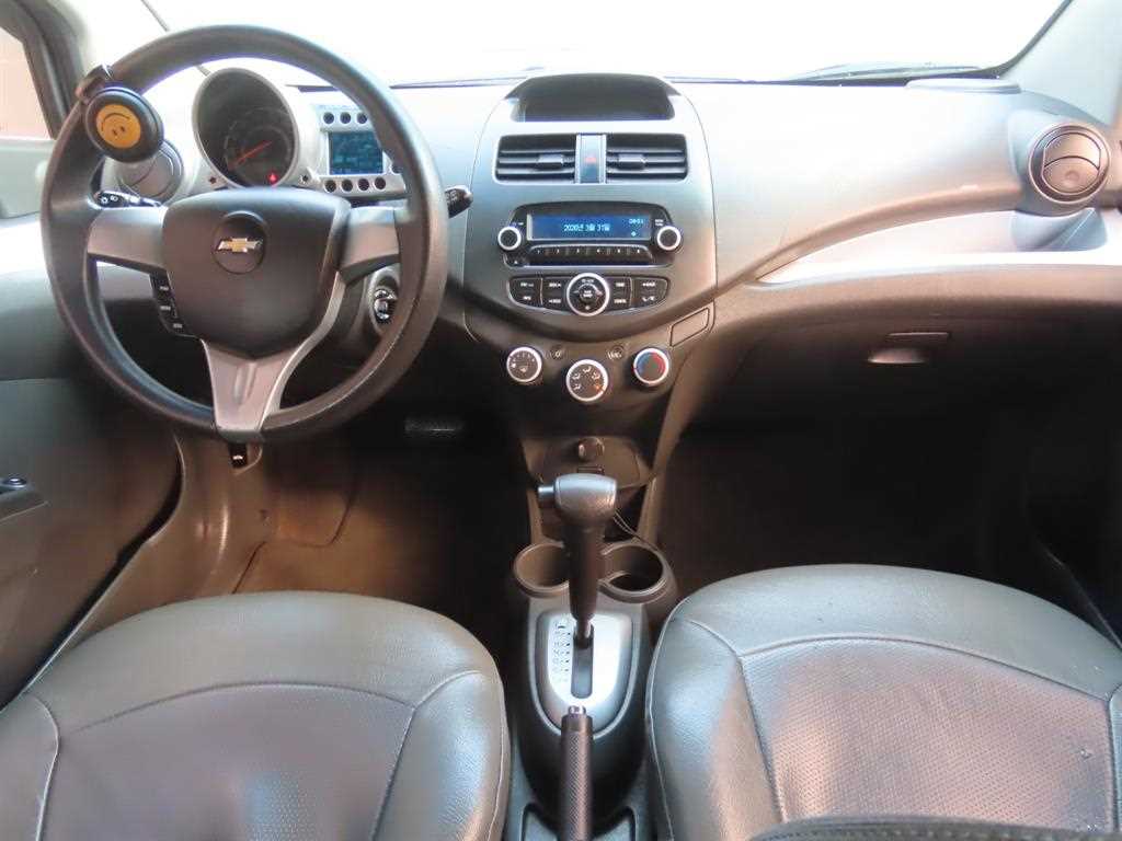 Chevrolet Spark - Vista 8