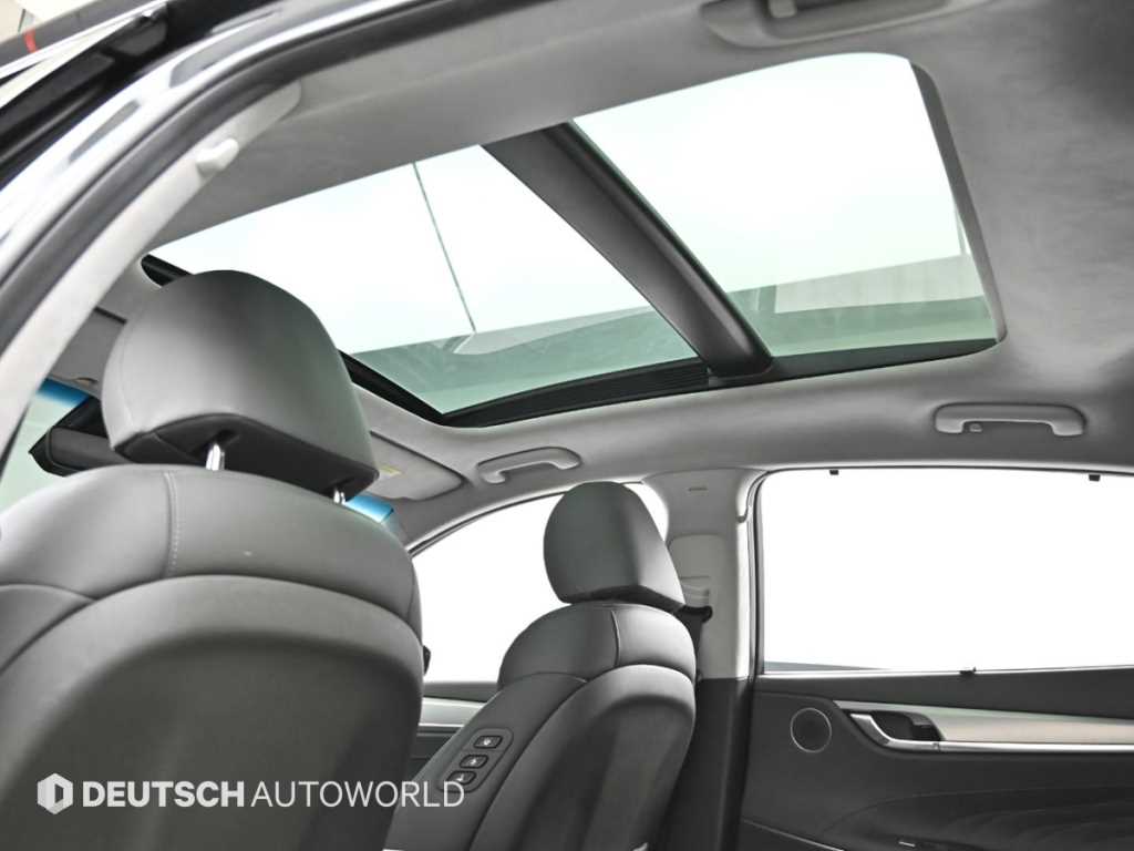 HYUNDAI Grandeur - Vista 6