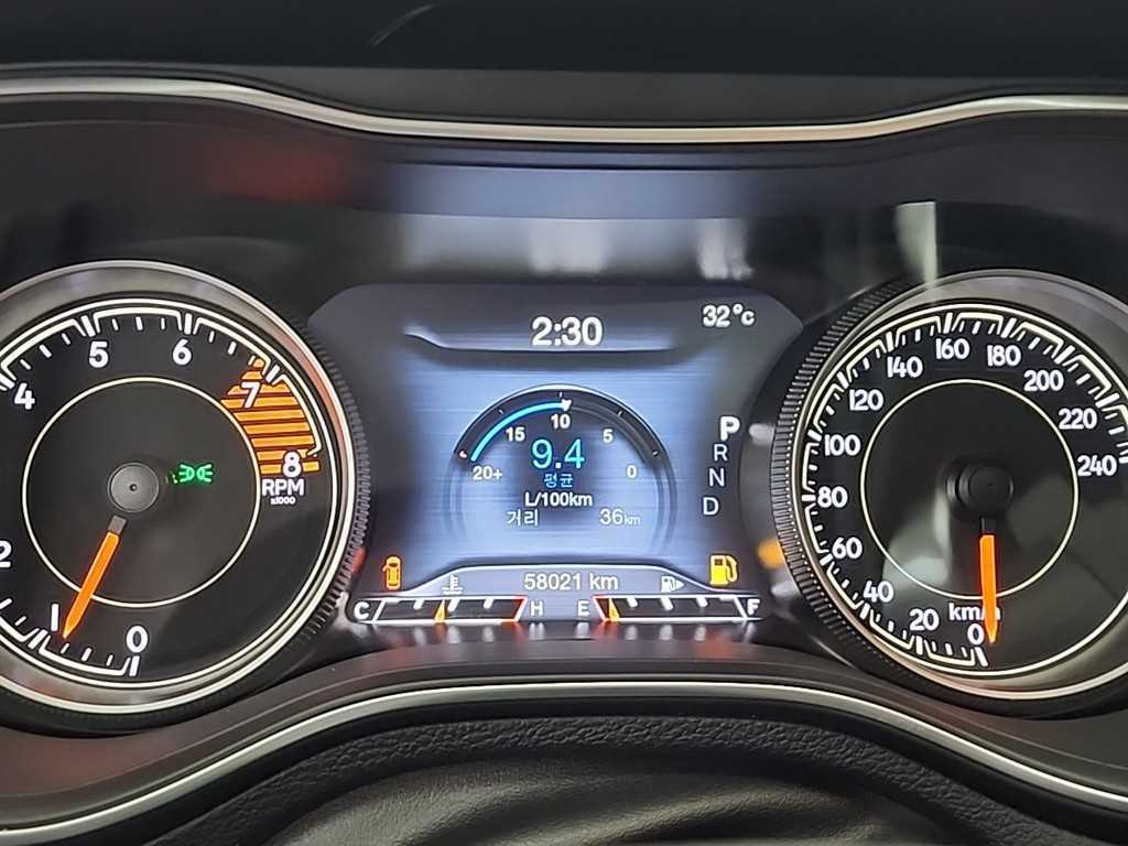 Jeep Cherokee - Vista 7