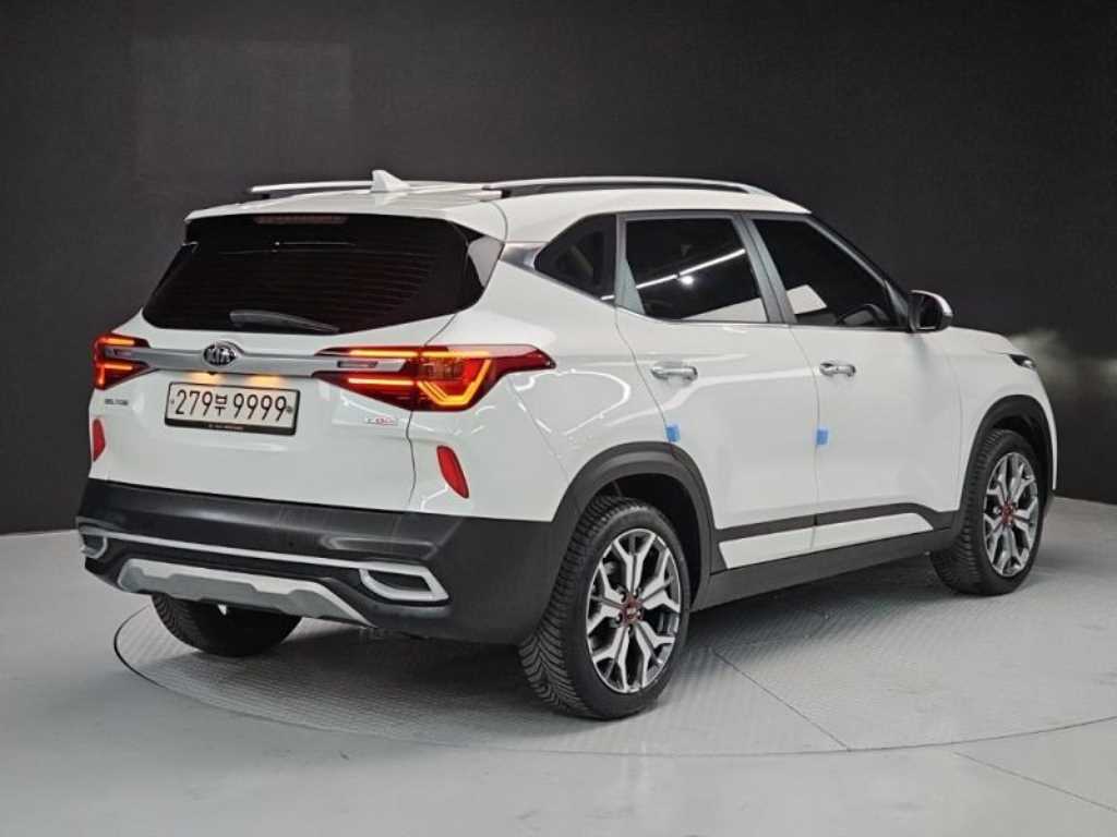 KIA Seltos - Vista 4