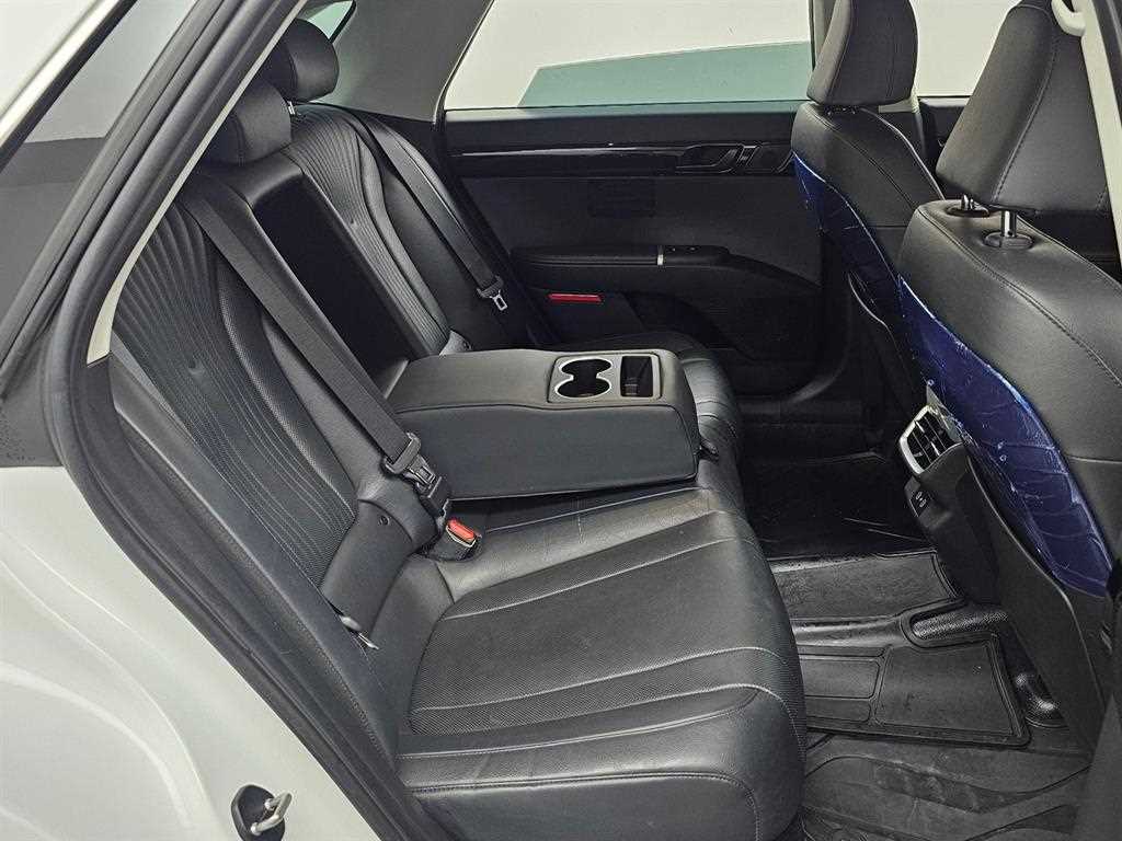 HYUNDAI Grandeur - Vista 11