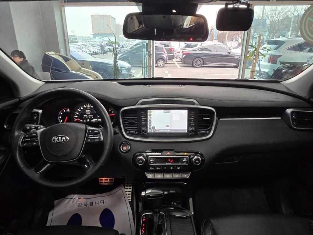 KIA Sorento - Vista 12