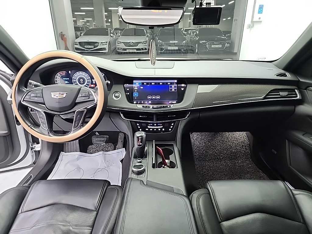 Cadillac CT6 - Vista 7