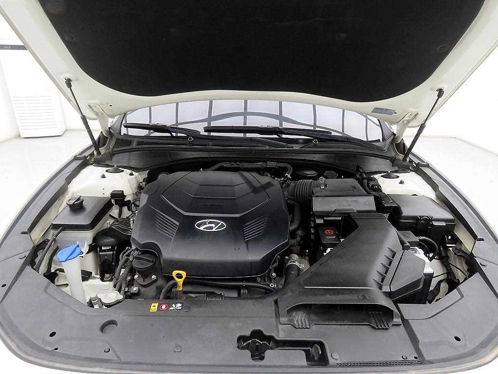 HYUNDAI Grandeur 2017 Blanco - Importación desde Corea - HF Imports Iquique - Foto 18