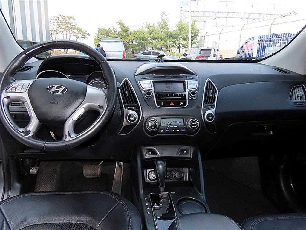 HYUNDAI Tucson - Vista 7