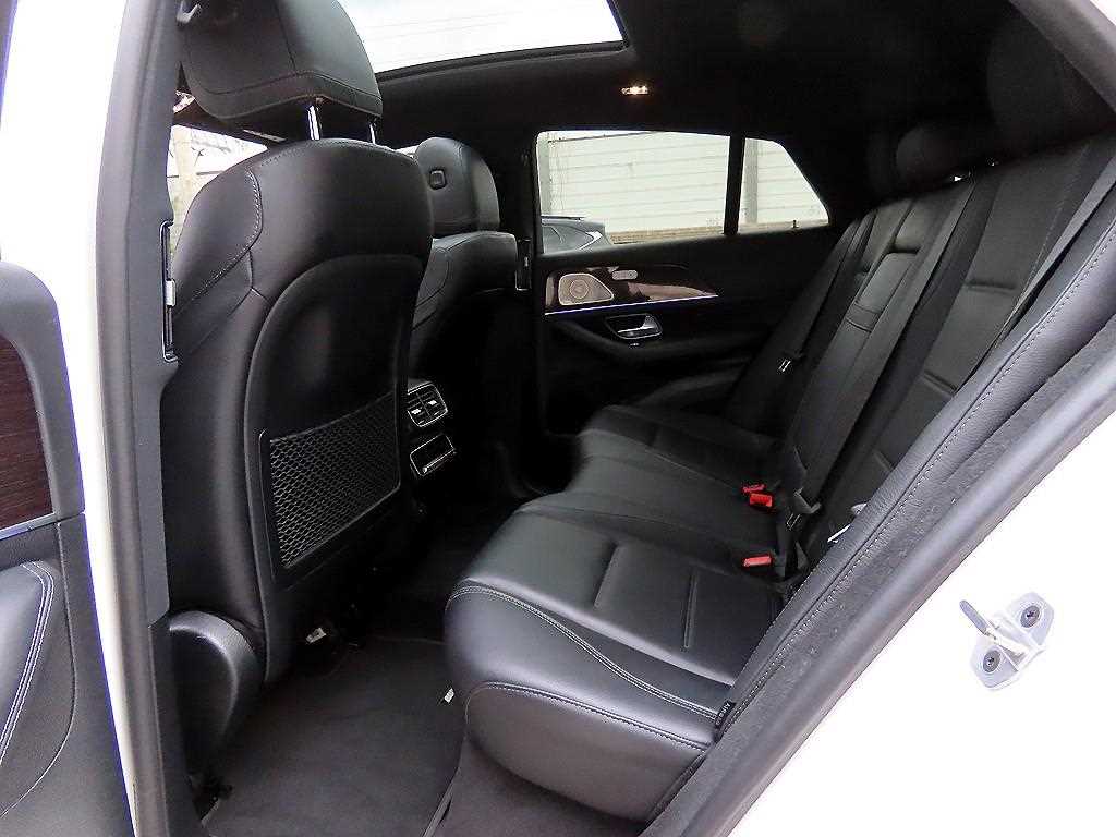 Mercedes Benz GLE Class - Vista 6