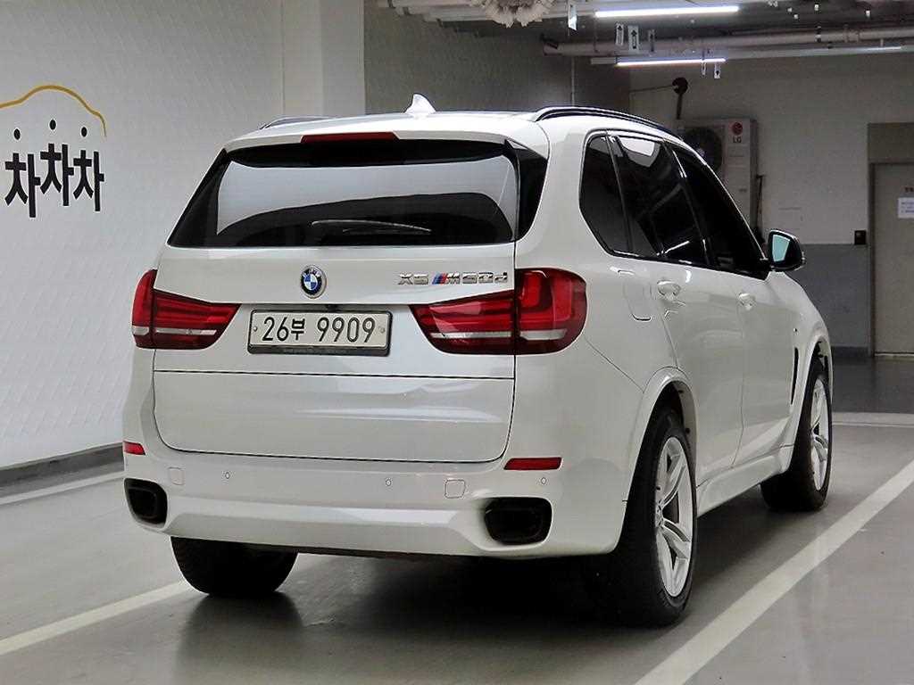 BMW X5 - Vista 4