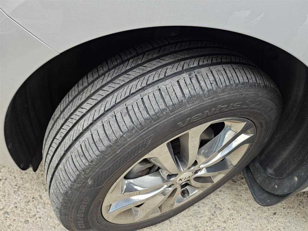 KIA Carnival 2016 Gris - Importación desde Corea - HF Imports Iquique - Foto 20