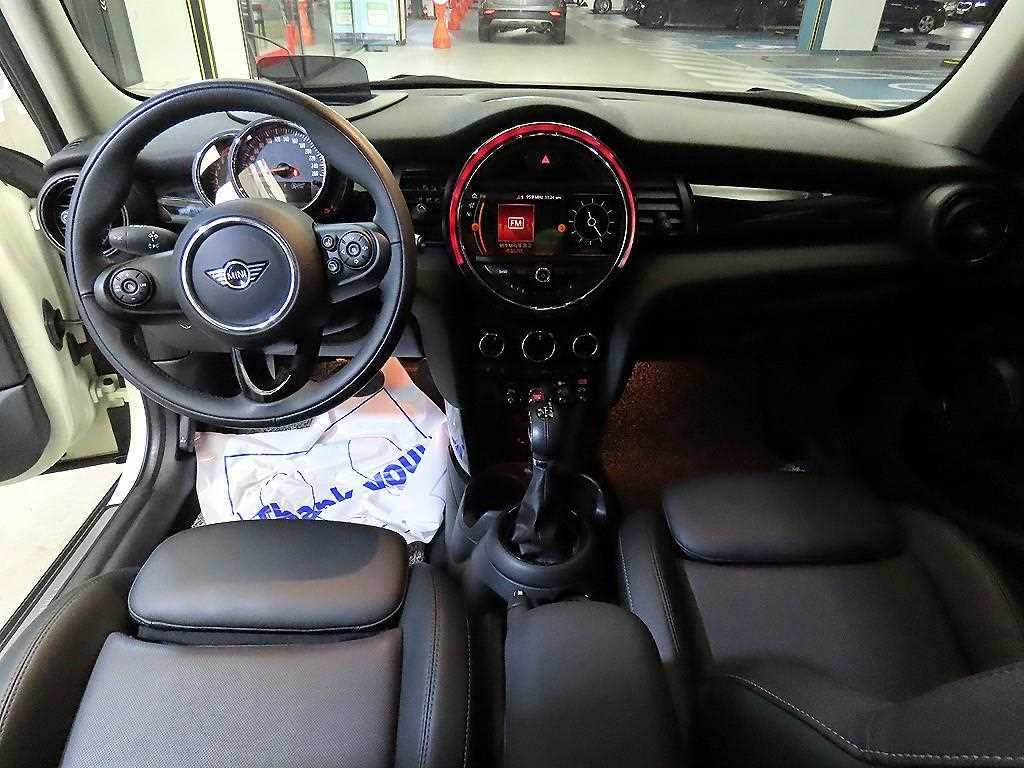 Mini Cooper - Vista 10