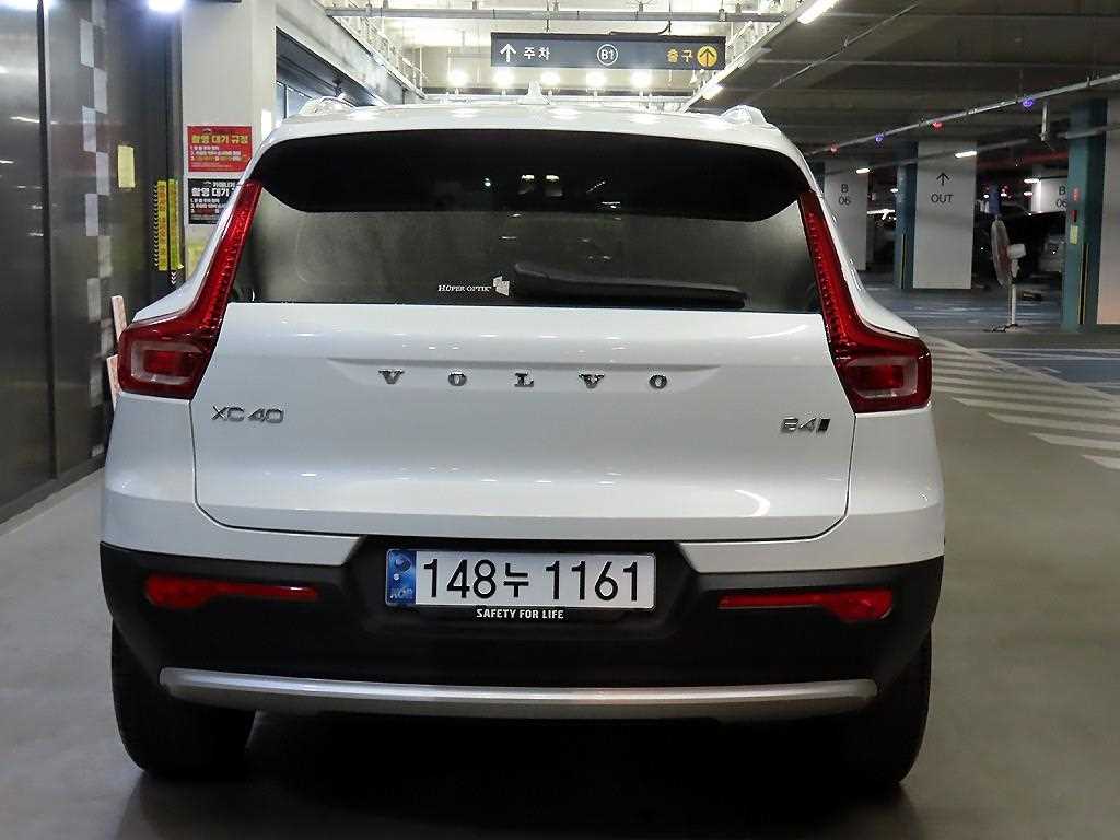 Volvo XC40 - Vista 5