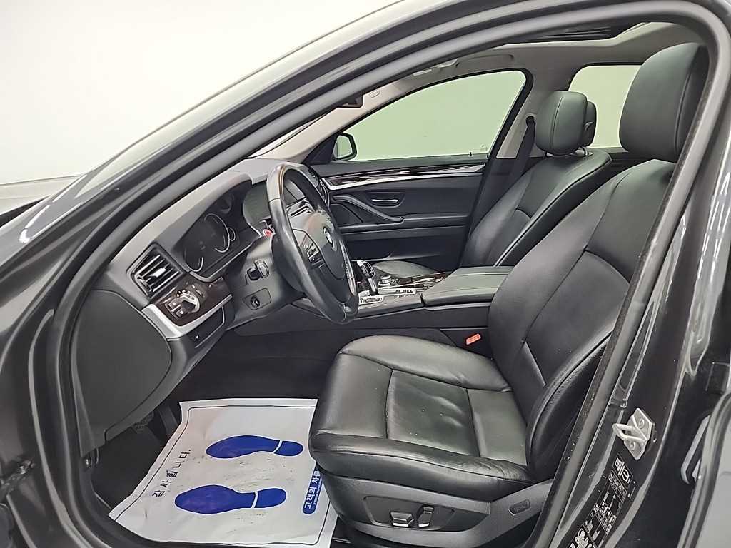 BMW 5 Series - Vista 11