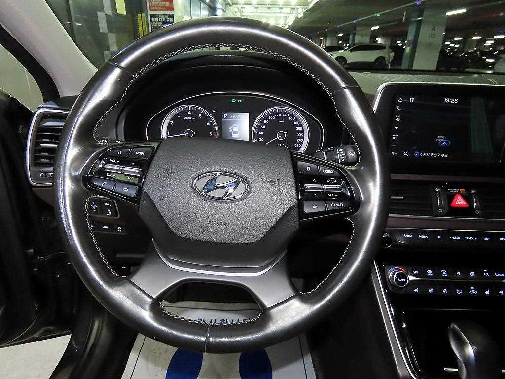 HYUNDAI Grandeur - Vista 8