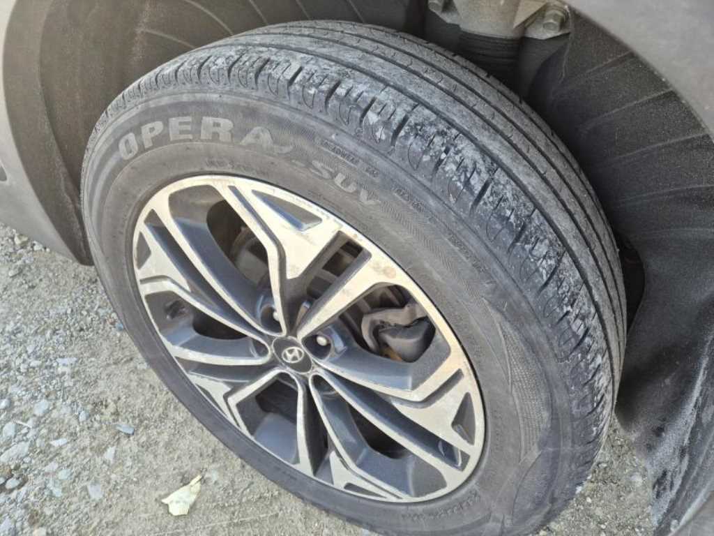 HYUNDAI Santa Fe - Vista 10