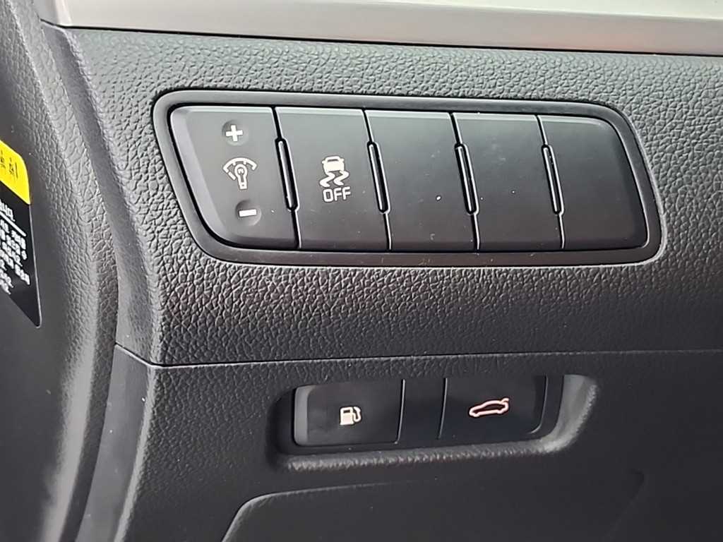 KIA K7 2015 Negro - Importación desde Corea - HF Imports Iquique - Foto 19