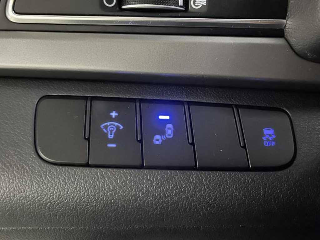 HYUNDAI Avante 2018 - Importación desde Corea - HF Imports Iquique - Foto 13