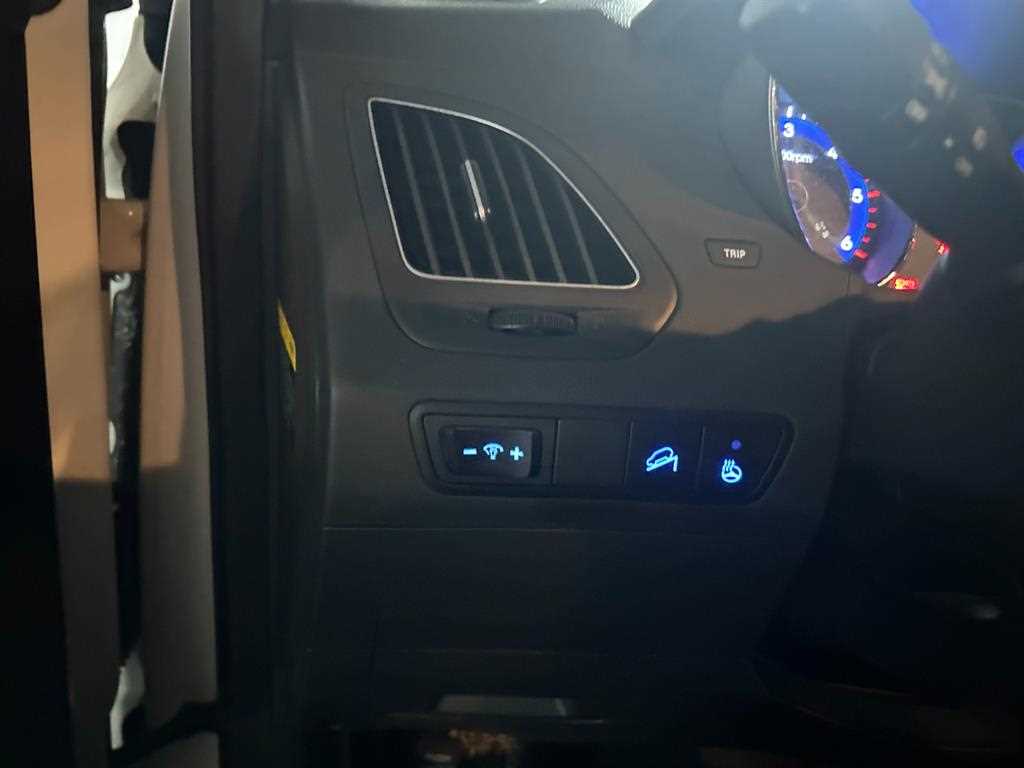 HYUNDAI Tucson - Vista 5