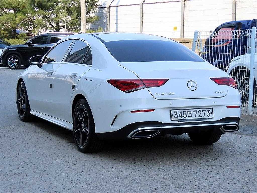 Mercedes Benz CLA Class - Vista 4