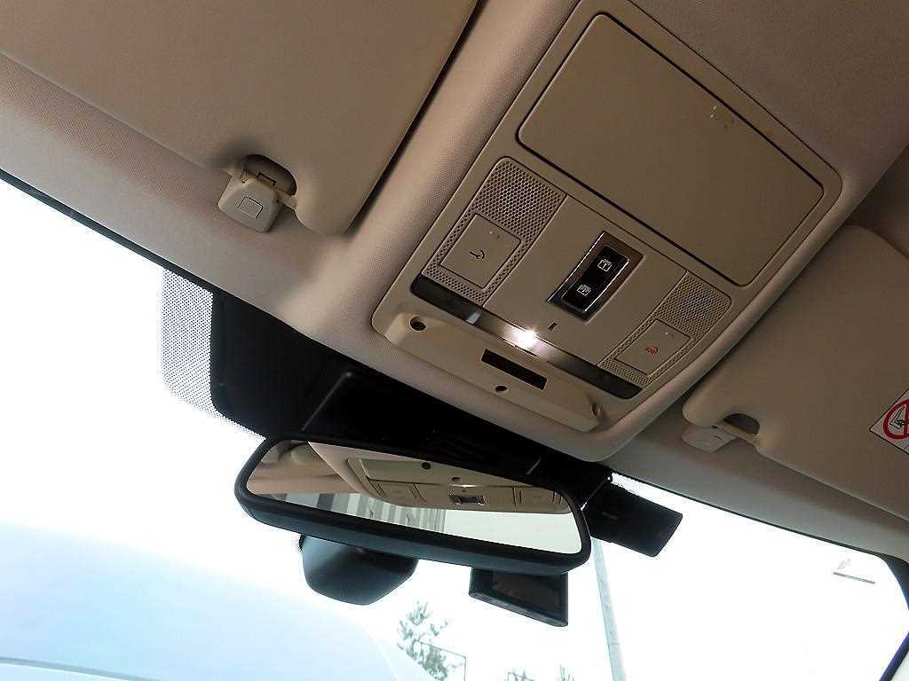 Land Rover Discovery Sports 2018 Gris - Importación desde Corea - HF Imports Iquique - Foto 14