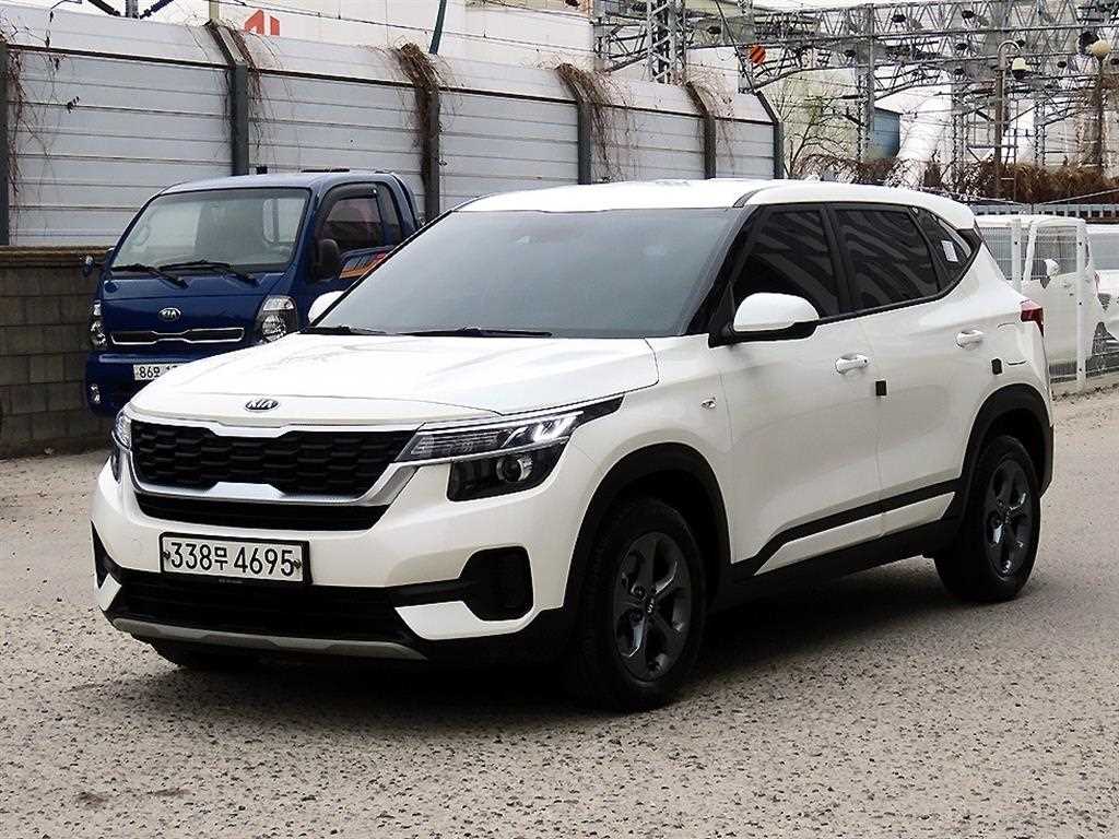 KIA Seltos - Vista 2