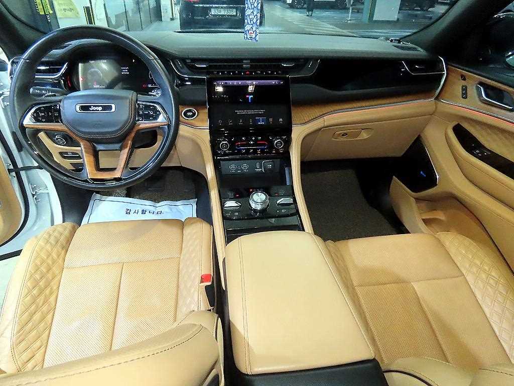 Jeep Cherokee - Vista 10