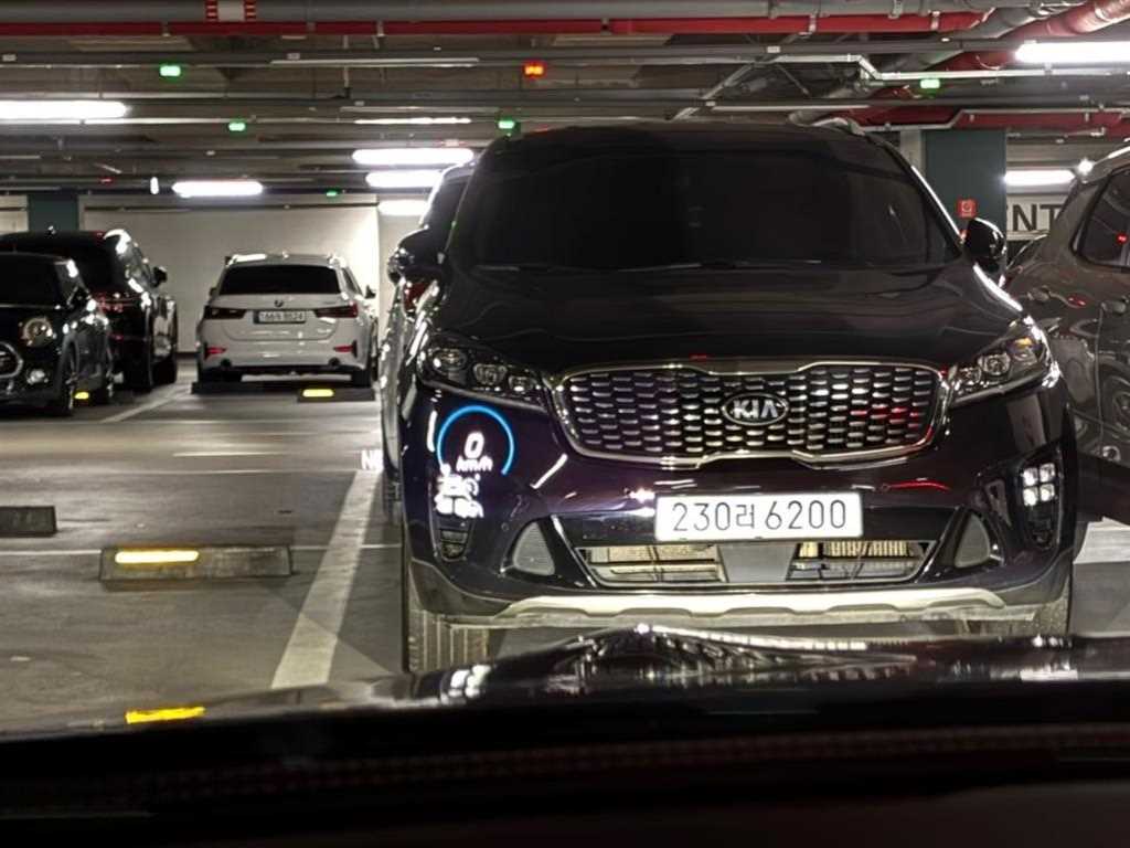 Mercedes Benz AMG GT - Vista 8